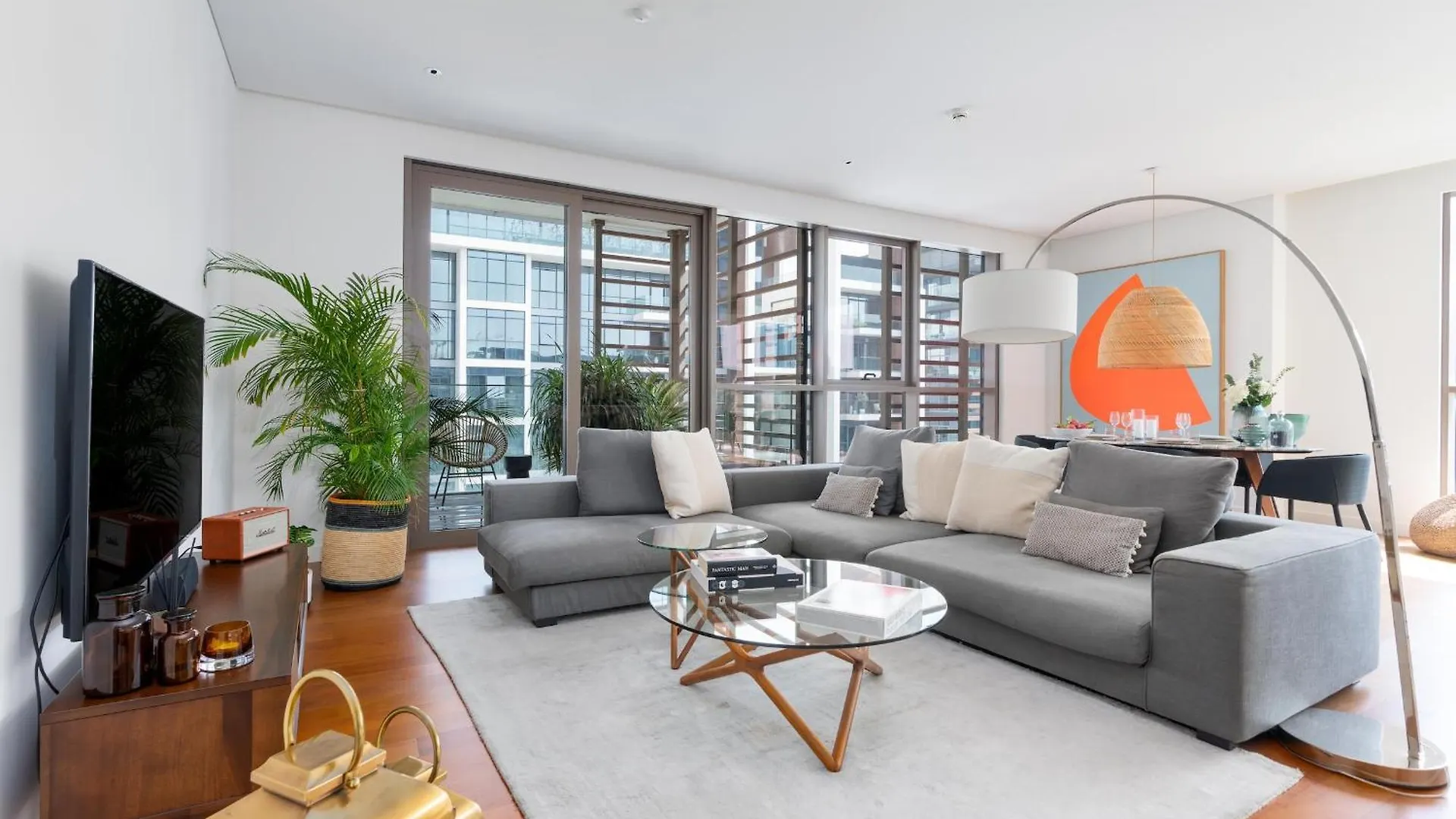 City Walk - 2Br With Terrace - Cityapartmentstay Dubai