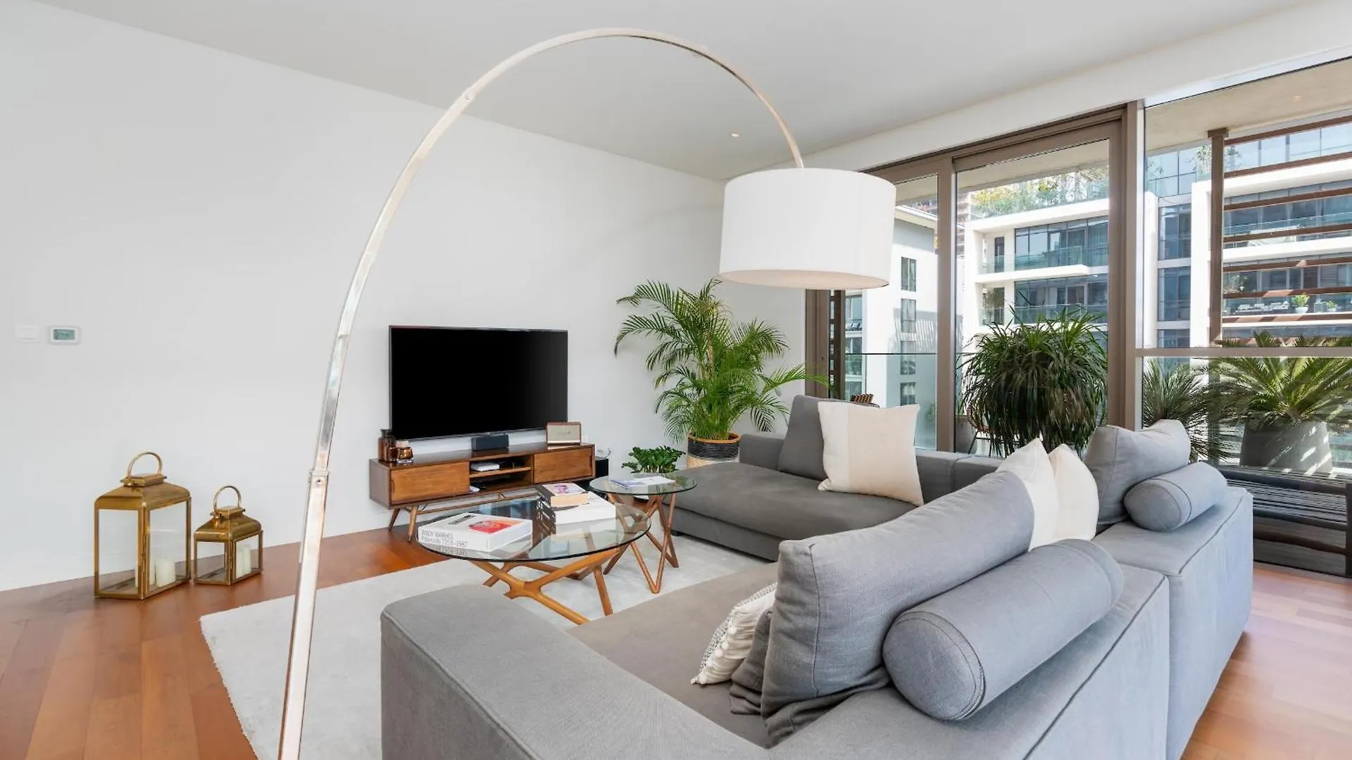 City Walk - 2Br With Terrace - Cityapartmentstay Dubai Lägenhet