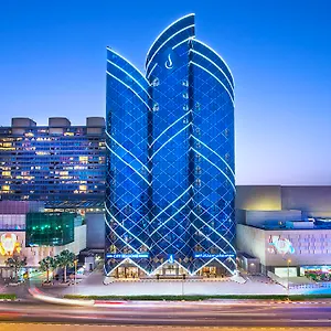 Seasons Towers Bur מלון