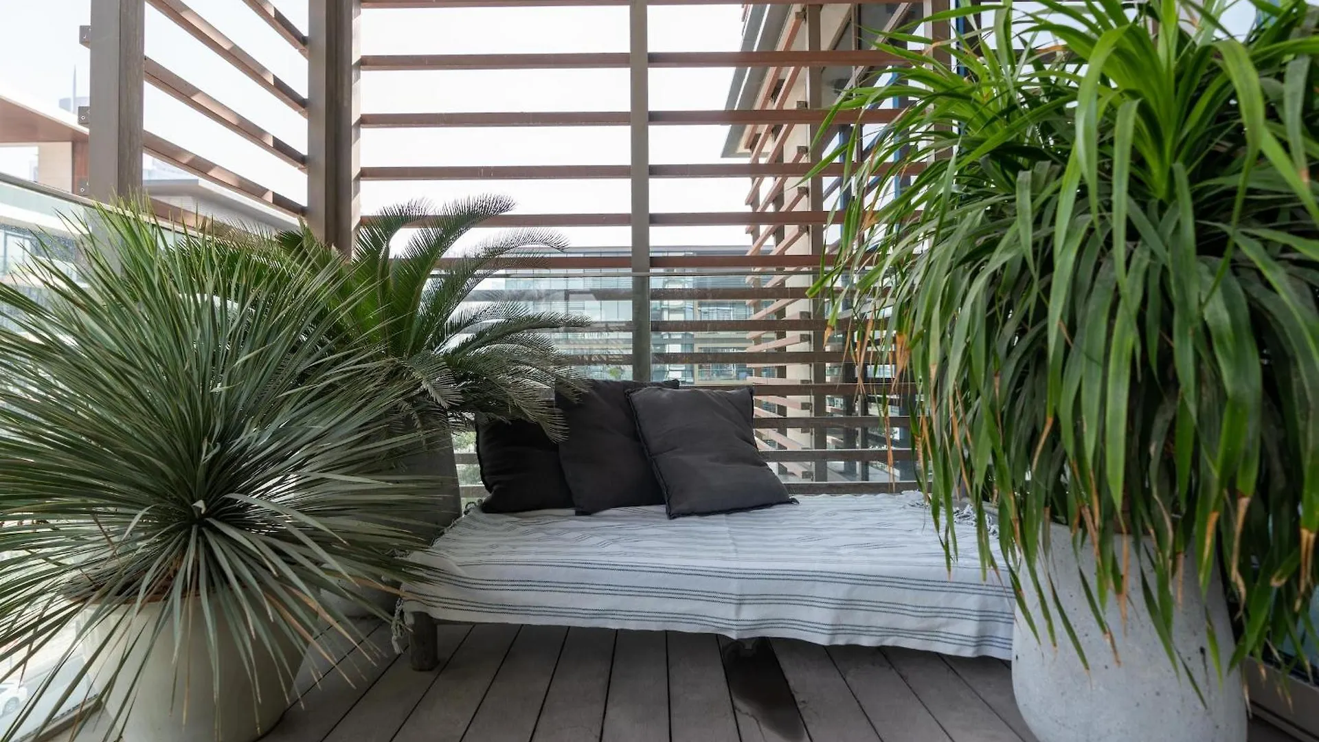 City Walk - 2Br With Terrace - Cityapartmentstay ドバイ アパート